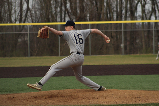 Garrett Senchur pitching for Norwin Baseball in 2019.