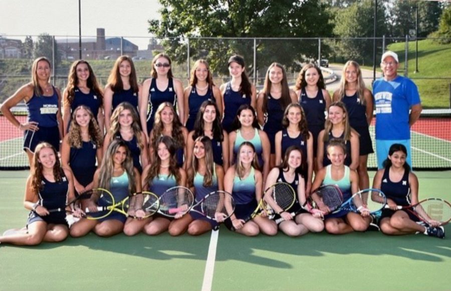 The 2021 girls tennis team
