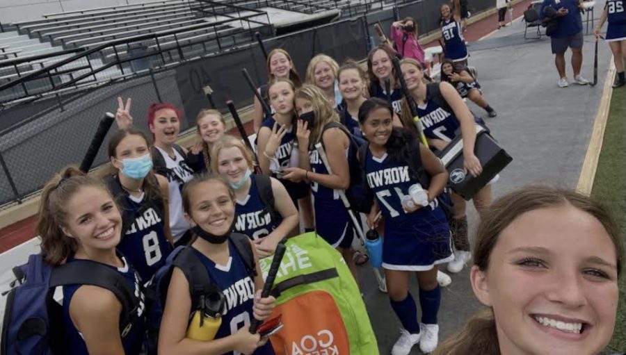 The Norwin Field Hockey team takes a selfie after their 14-0 win against Allderdice. 