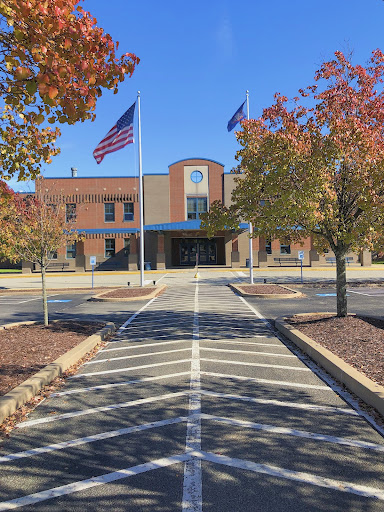 On Wed. Nov. 10, the Norwin School District changed course on its mask mandate and reverted to its Health & Safety Plan adopted prior to the school year.  Students will now have the choice to wear a mask regardless of vaccination status.