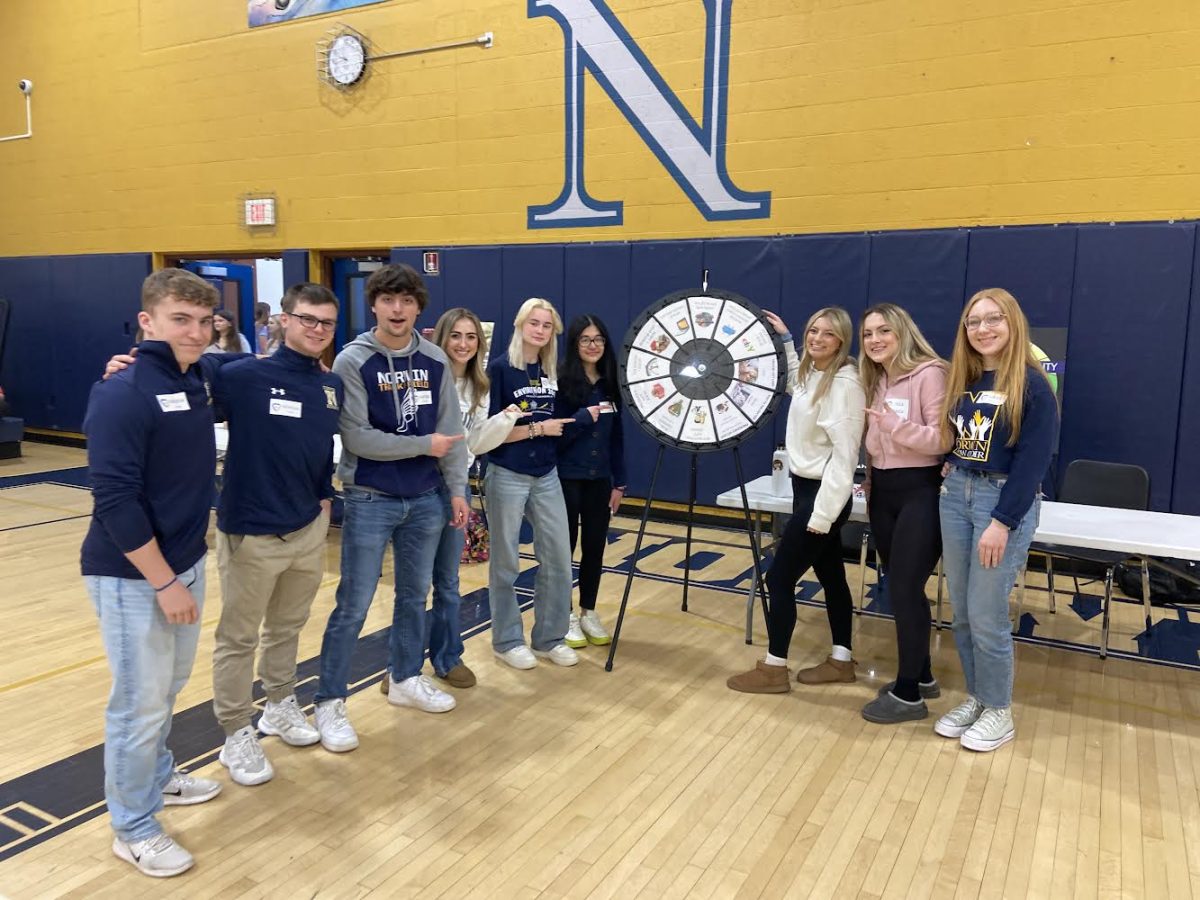 During the Financial Reality Fair at the middle school, several FBLA students volunteered to help make the event a great success for everyone involved. 