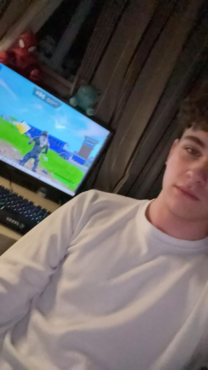 Finn Cunning: Play Fortnite. Playing Fortnite is one of my favorite hobbies over the holiday season. Fortnite's Christmas festivities help to add to the joyful mood of the game, and it's a fun activity to do to bond with friends and family. 