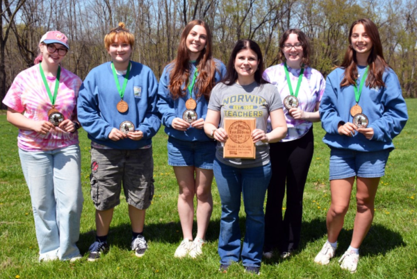 Medalists in Envirothon pose for photo after competing in their competition: Allison Schon, Zack Egnitz, Scarlett Vesely, Joyce Muchoney (Sponsor), Grace Fleckenstein, Carmela Lio. 