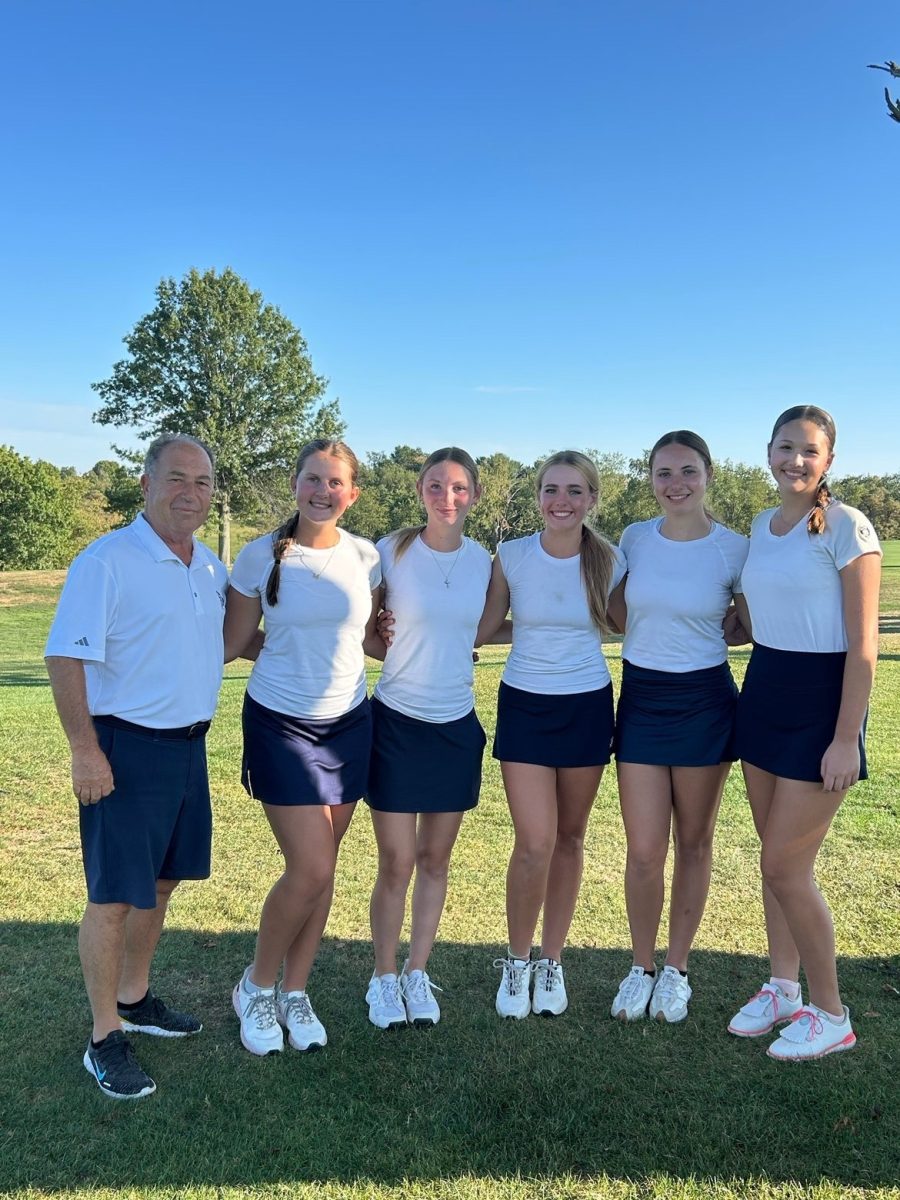 The Lady Knights Golf Team after a match